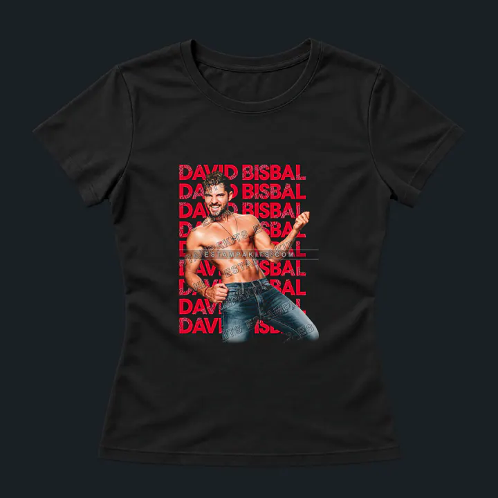 David Bisbal: simulación sobre remera entallada